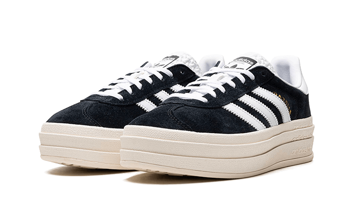 gazelle-bold-core-black-white-socksforsport