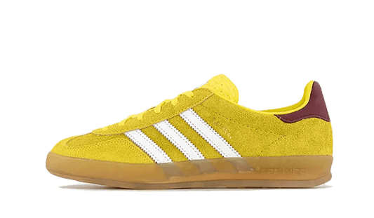 gazelle-indoor-bright-yellow-burgundy-socksforsport
