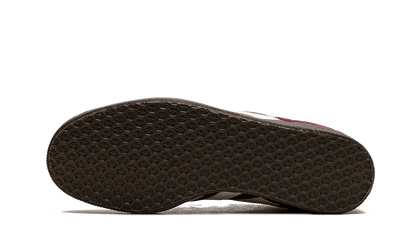 gazelle-maroon-chalk-white-socksforsport