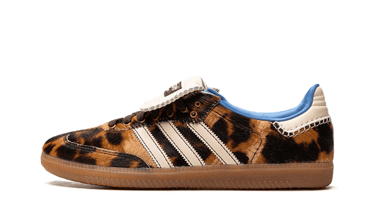 samba-nylon-wales-bonner-dark-brown-socksforsport