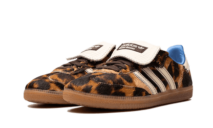 samba-nylon-wales-bonner-dark-brown-socksforsport