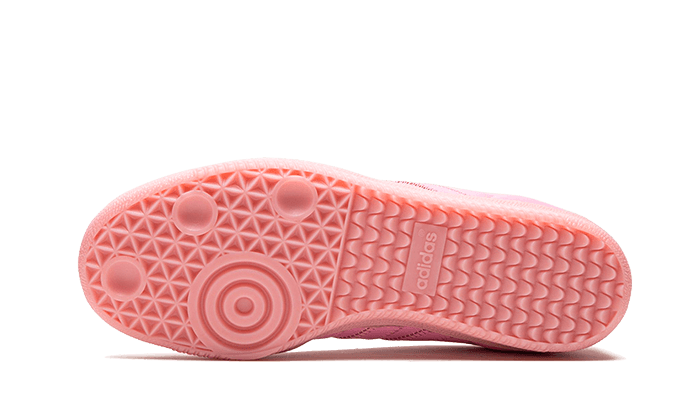 samba-pharrell-humanrace-pink-socksforsport