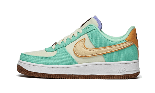 air-force-1-low-07-lx-happy-pineapple-green-glow-socksforsport
