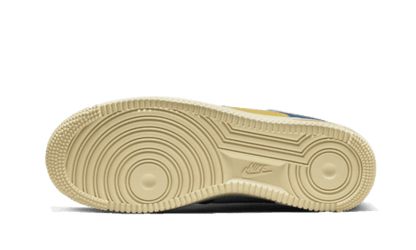 air-force-1-low-sp-undefeated-5-on-it-blue-yellow-croc-socksforsport