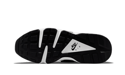 air-huarache-og-white-black-socksforsport