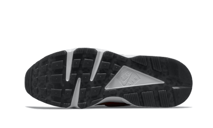 air-huarache-snkrs-day-socksforsport