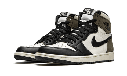 air-jordan-1-high-dark-mocha-socksforsport