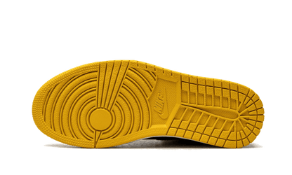 air-jordan-1-high-og-pollen-socksforsport