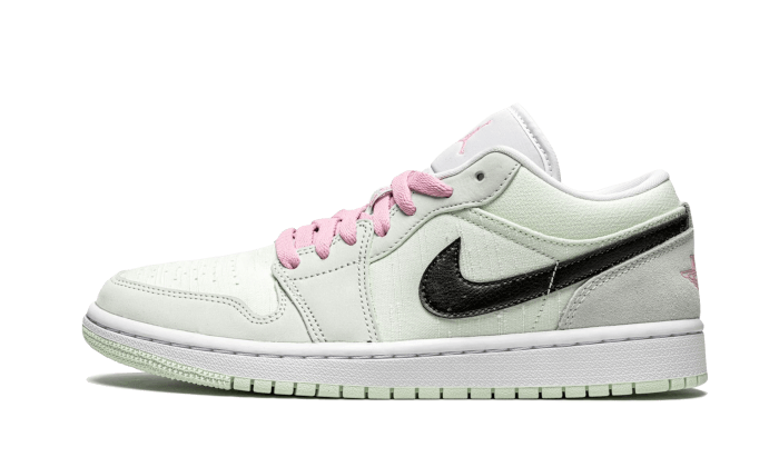 air-jordan-1-low-barely-green-socksforsport