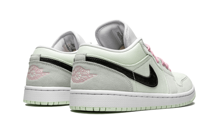 air-jordan-1-low-barely-green-socksforsport