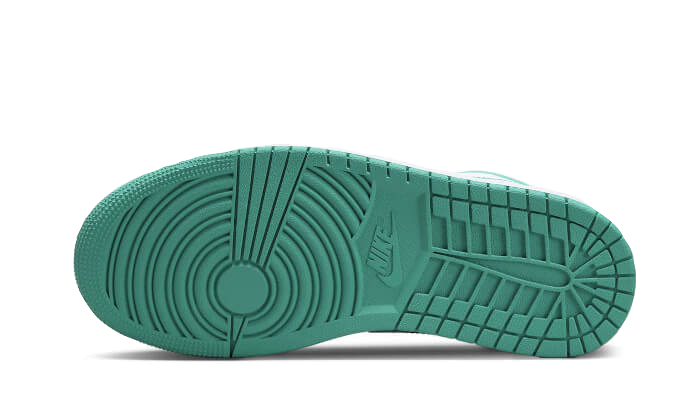 air-jordan-1-low-new-emerald-socksforsport