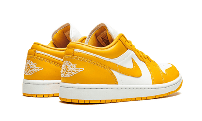 air-jordan-1-low-pollen-socksforsport