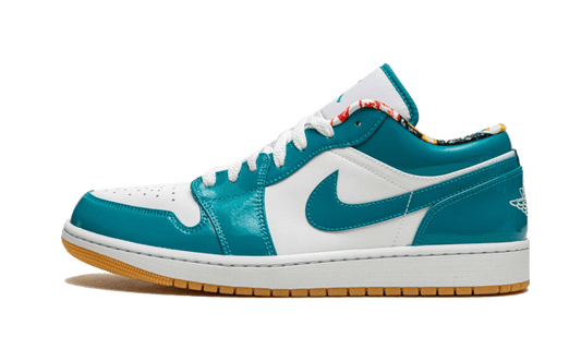 air-jordan-1-low-se-barcelona-print-socksforsport