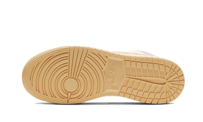 air-jordan-1-low-se-paint-drip-socksforsport