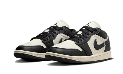 air-jordan-1-low-se-vintage-panda-socksforsport