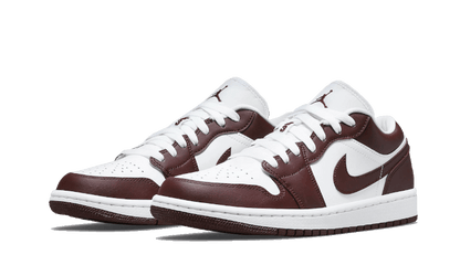 air-jordan-1-low-team-red-socksforsport