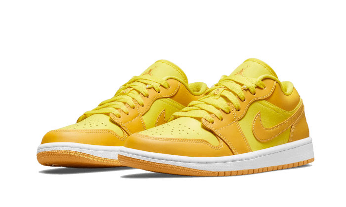 air-jordan-1-low-yellow-strike-socksforsport