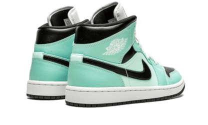 air-jordan-1-mid-aqua-blue-tint-socksforsport