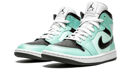air-jordan-1-mid-aqua-blue-tint-socksforsport