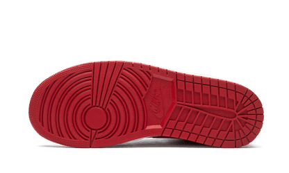 air-jordan-1-mid-banned-2020-socksforsport
