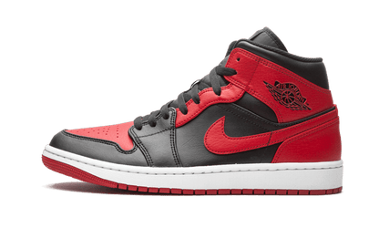 air-jordan-1-mid-banned-2020-socksforsport