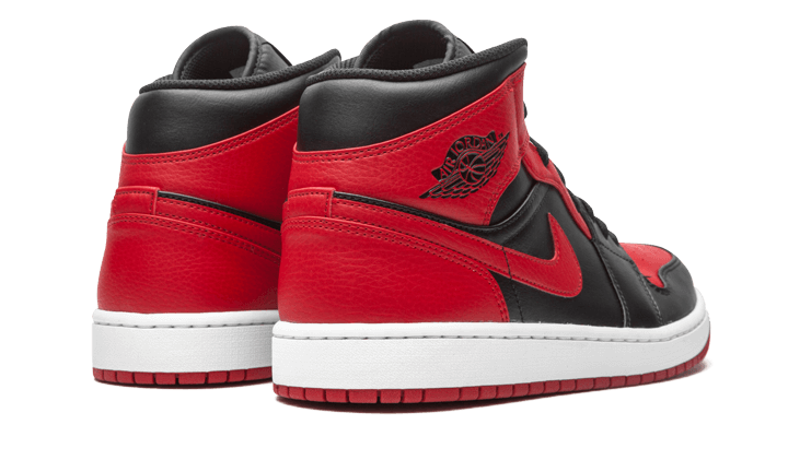 air-jordan-1-mid-banned-2020-socksforsport