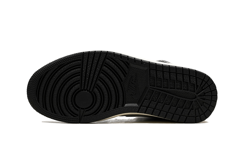 air-jordan-1-mid-black-chrome-socksforsport