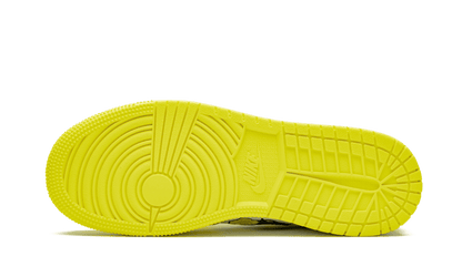 air-jordan-1-mid-dynamic-yellow-socksforsport
