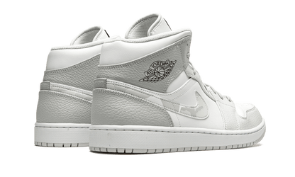 air-jordan-1-mid-grey-camo-socksforsport