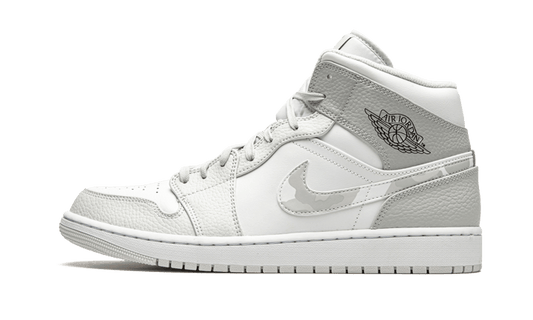 air-jordan-1-mid-grey-camo-socksforsport