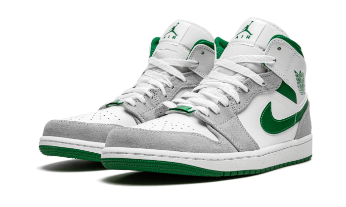 air-jordan-1-mid-grey-green-socksforsport