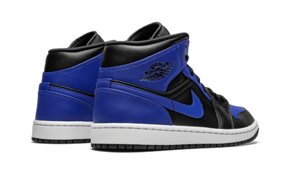 air-jordan-1-mid-hyper-royal-tumbled-leather-socksforsport
