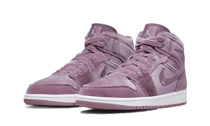 air-jordan-1-mid-se-purple-velvet-socksforsport