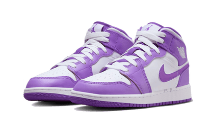 air-jordan-1-mid-purple-venom-socksforsport