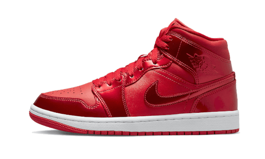 air-jordan-1-mid-se-pomegranate-socksforsport