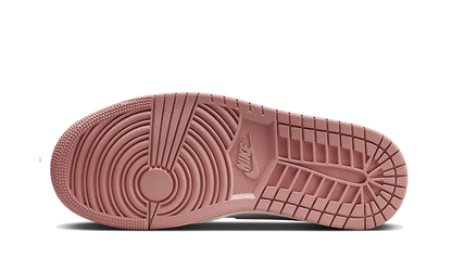 air-jordan-1-mid-se-red-stardust-socksforsport
