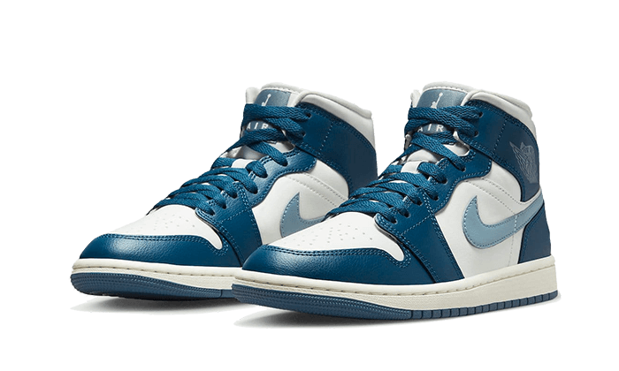 air-jordan-1-mid-sky-j-french-blue-socksforsport