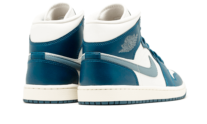 air-jordan-1-mid-sky-j-french-blue-socksforsport