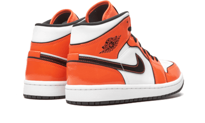 air-jordan-1-mid-turf-orange-socksforsport