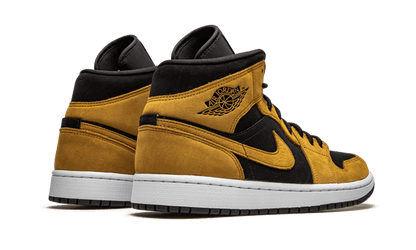 air-jordan-1-mid-wheat-socksforsport