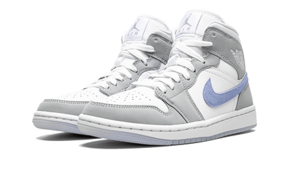 air-jordan-1-mid-wolf-grey-socksforsport