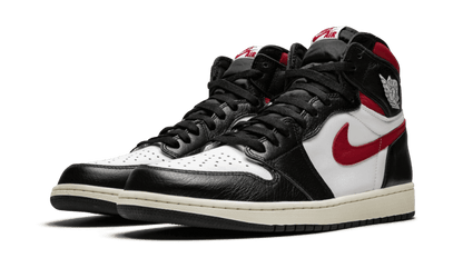 air-jordan-1-retro-high-black-gym-red-socksforsport