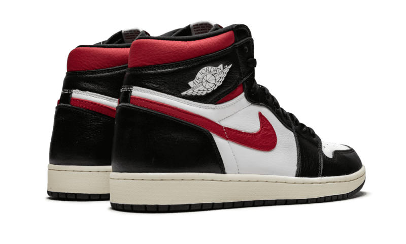 air-jordan-1-retro-high-black-gym-red-socksforsport