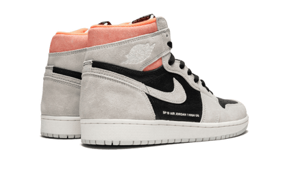 air-jordan-1-retro-high-neutral-grey-hyper-crimson-socksforsport