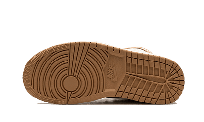 air-jordan-1-retro-high-og-praline-socksforsport