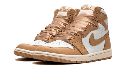 air-jordan-1-retro-high-og-praline-socksforsport