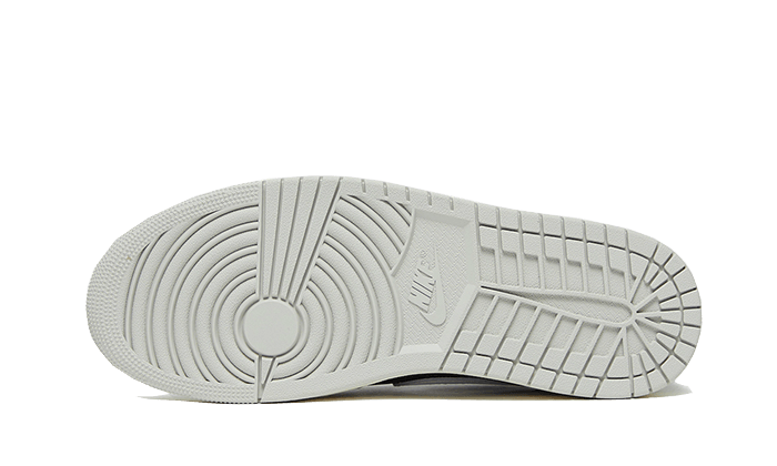 air-jordan-1-retro-low-og-black-cement-socksforsport
