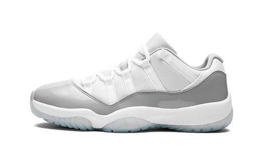 air-jordan-11-retro-low-cement-grey-socksforsport