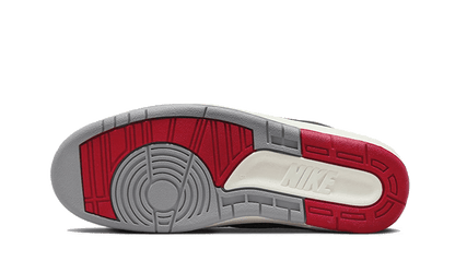 air-jordan-2-retro-black-cement-socksforsport