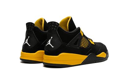 air-jordan-4-retro-thunder-2023-enfant-ps-socksforsport